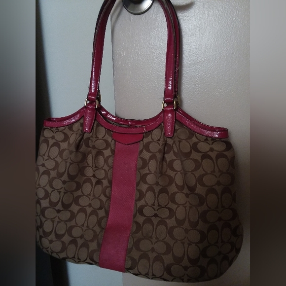 Coach Handbags - Coach pink tote bag